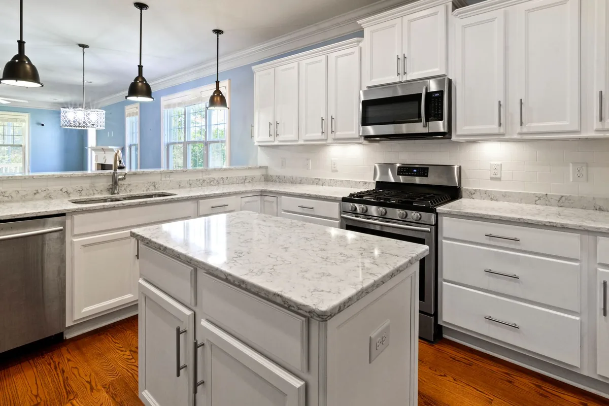 Filth & Squalor Cleanup in Amityville, NY