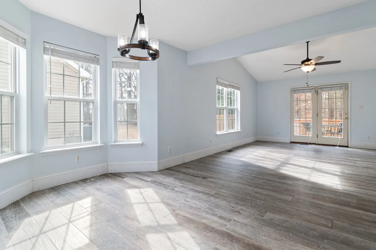 Clean, safe room after biohazard cleanup in Amityville, NY